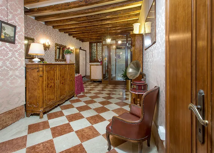 Hotel Mezzo Pozzo Venedig